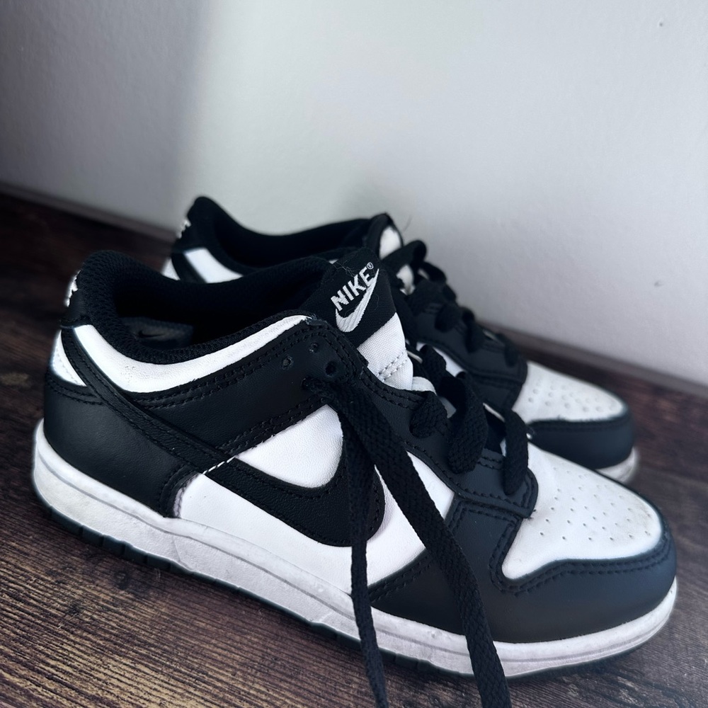 Nike Kids Black and White Sneakers
